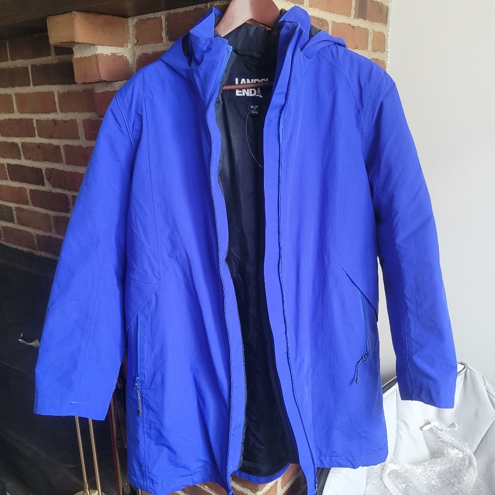 Size XL Lands End 3 En  1 Double Jacket With Zippered Pockets Coat Hood Stows